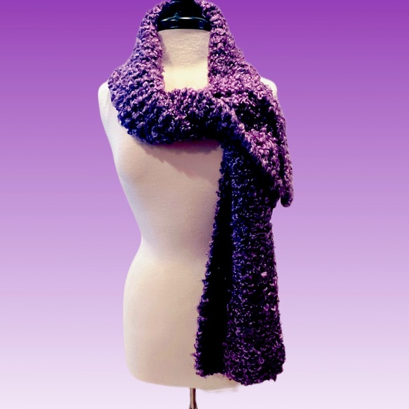 Knitted Scarf - Handmade - Picture 5 of 5